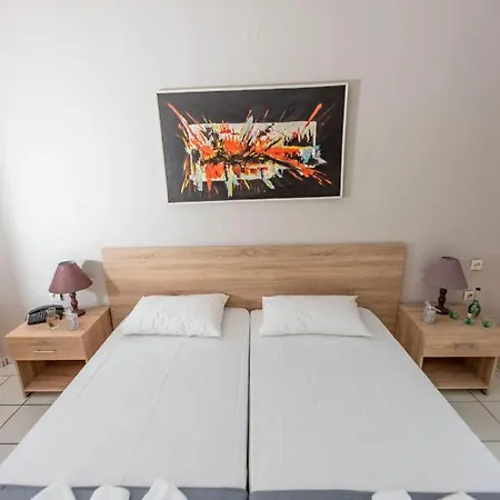Antinoos Hotel Piskopianón