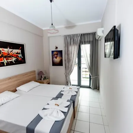 Antinoos Hotel 3*